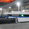 FL-L2060FEHR-1000-D220-IPG Лазерный станок для резки листового металла и труб со сменным столом и кабинетной защитой
